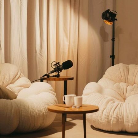 7 Powerful Secrets to Get Booked on Podcasts With a 98% Success Rate